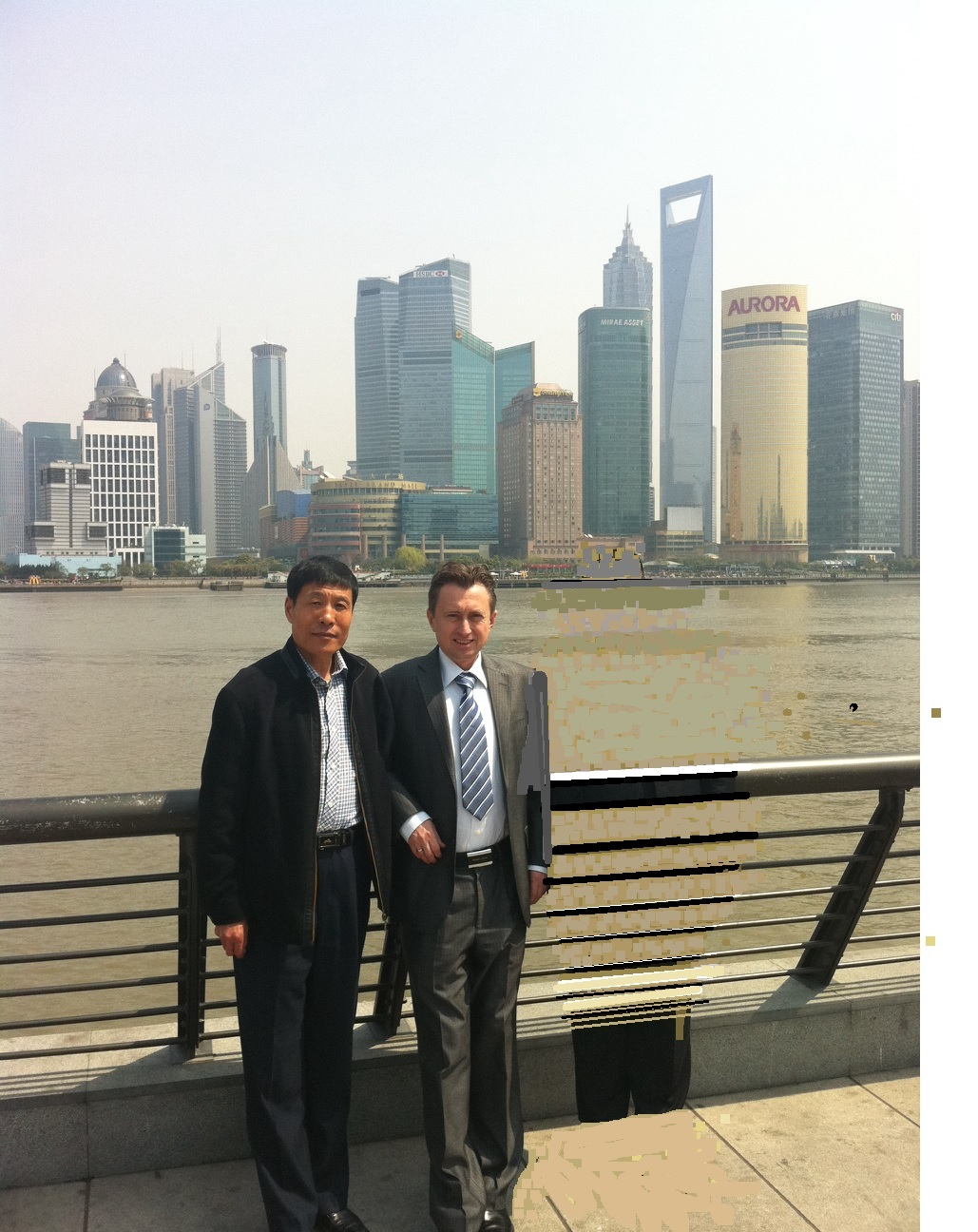 歐洲礦業(yè)公司中國區(qū)總經(jīng)理邁克先生邀請?jiān)谏虾；ㄆ齑髲B會(huì)談